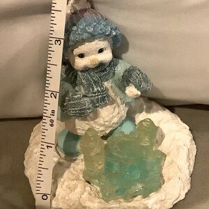 VTG.Dreamsicles Northern Lights 1999 Winter Wonderland Snowman Figurine #60612